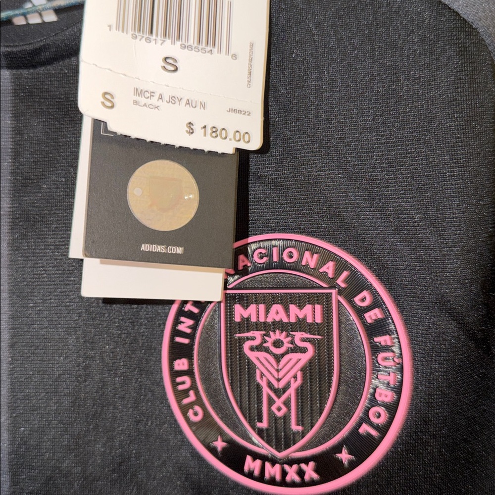Adidas Messi Black and Pink Men's Jersey RETAILS $180!!! Size small - Picture 3 of 10